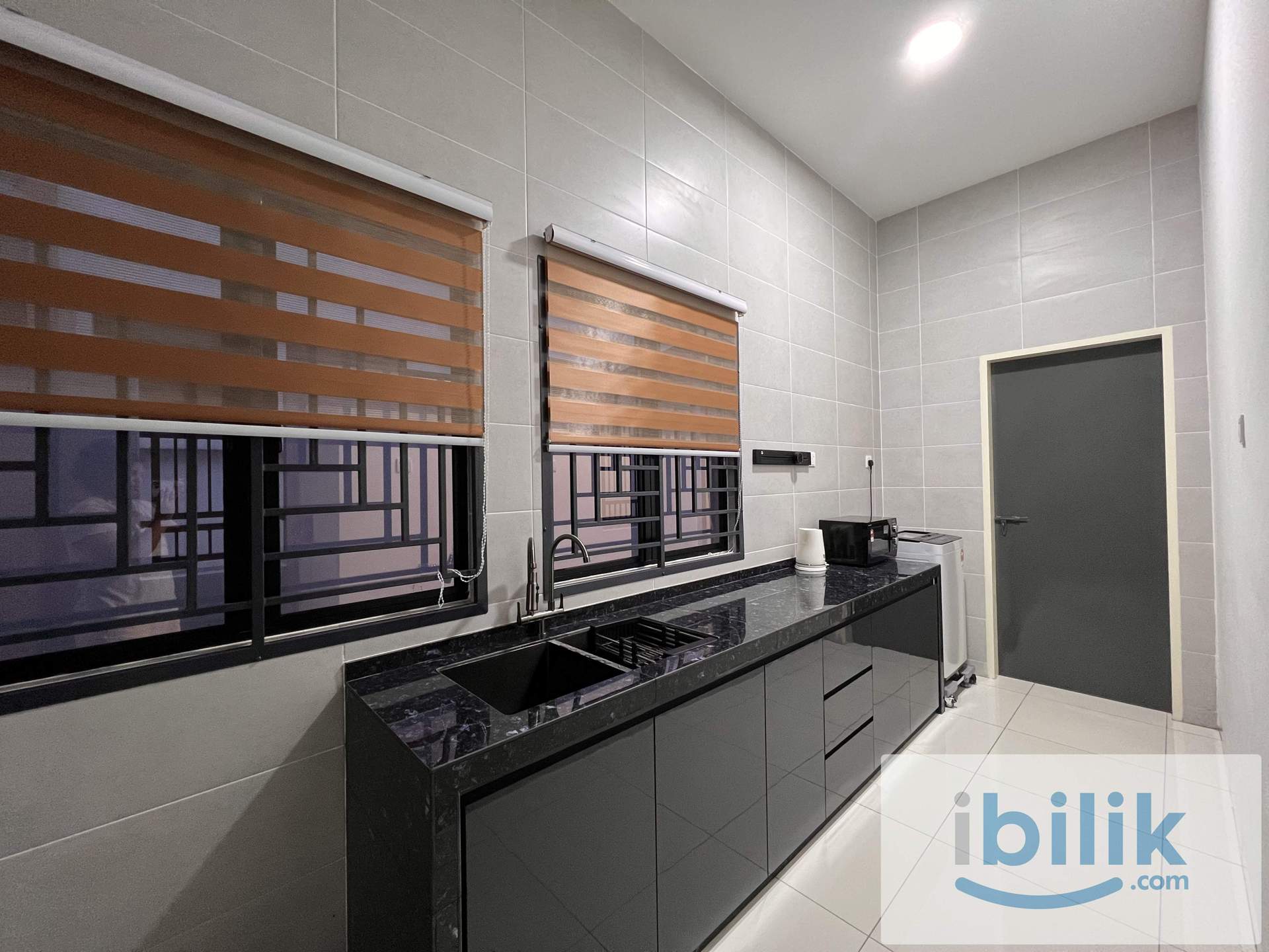 Kulim Utama 2: Room for Rent (Female Only) - Image 3