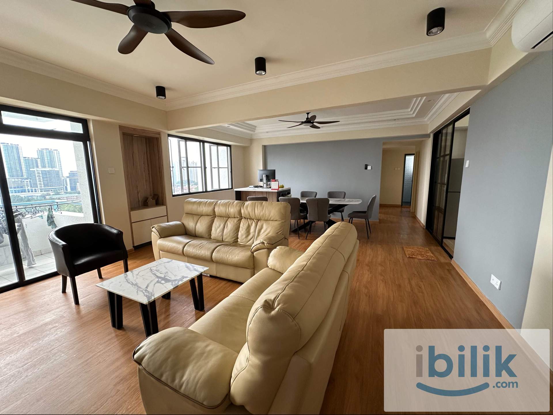 Middle Room for Rent - Image 4