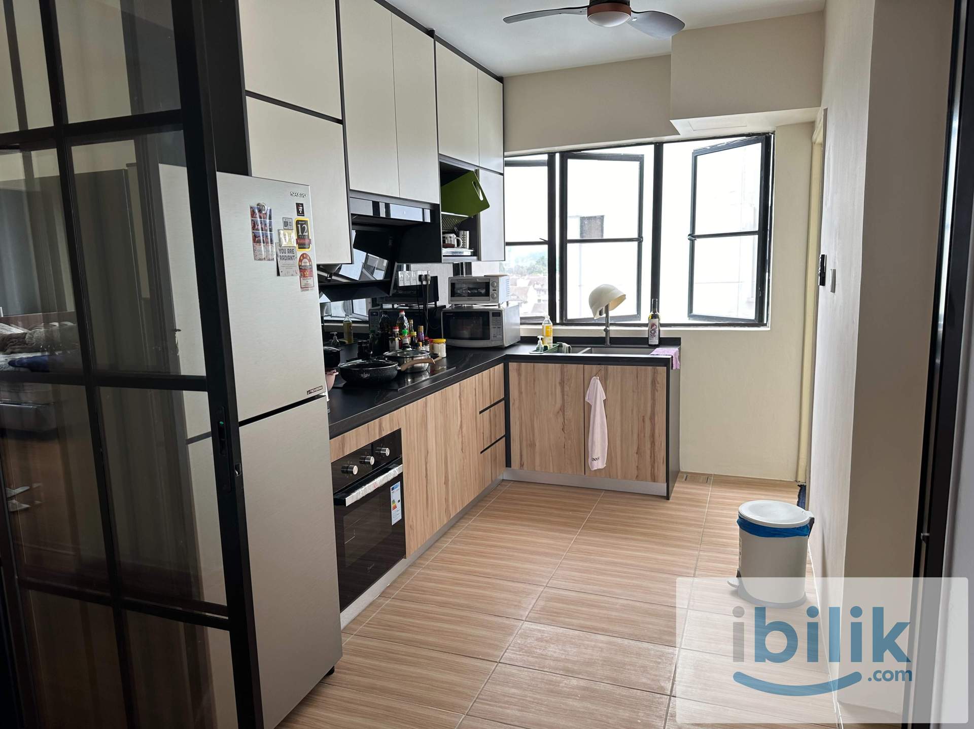 PJ Seksyen 16, Middle Room for Rent - Image 4
