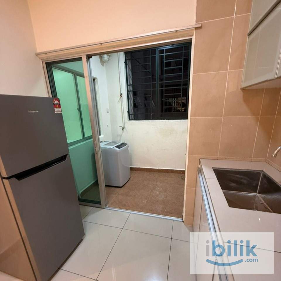 OUG Parklane Medium Room | Near MRT | Fully Furnished | Aircond | Nice View | Below Market - Image 4