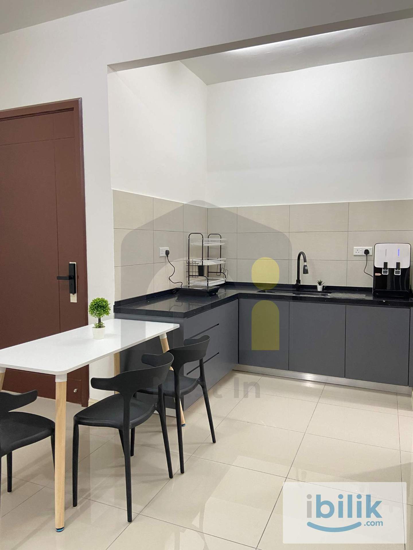 Mix Gender unit at Sungai Ara, Bayan Lepas, Medium Room  - Image 3