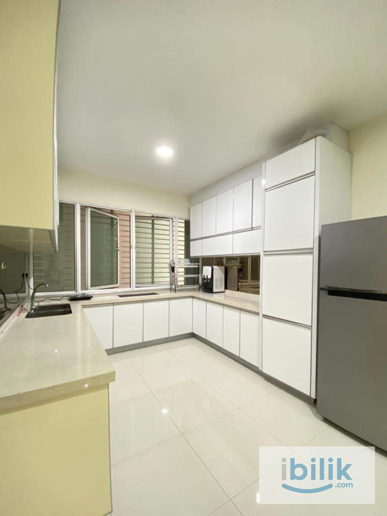 Comfy Master Room for Rent  - Image 3