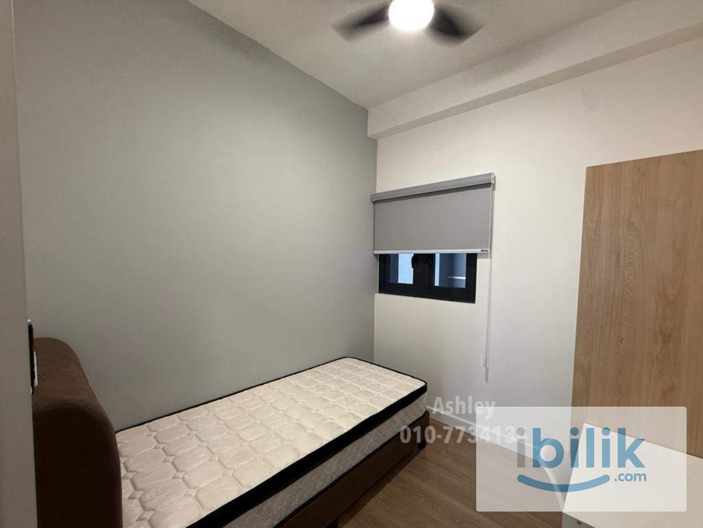 FEMALE Chinese Single Room @ Skyline Pudu - 1 min walk to LRT | Bright & Private Corner Unit - Image 1