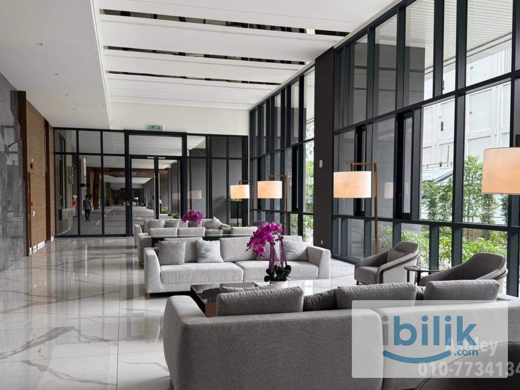 FEMALE Chinese Single Room @ Skyline Pudu - 1 min walk to LRT | Bright & Private Corner Unit - Image 4