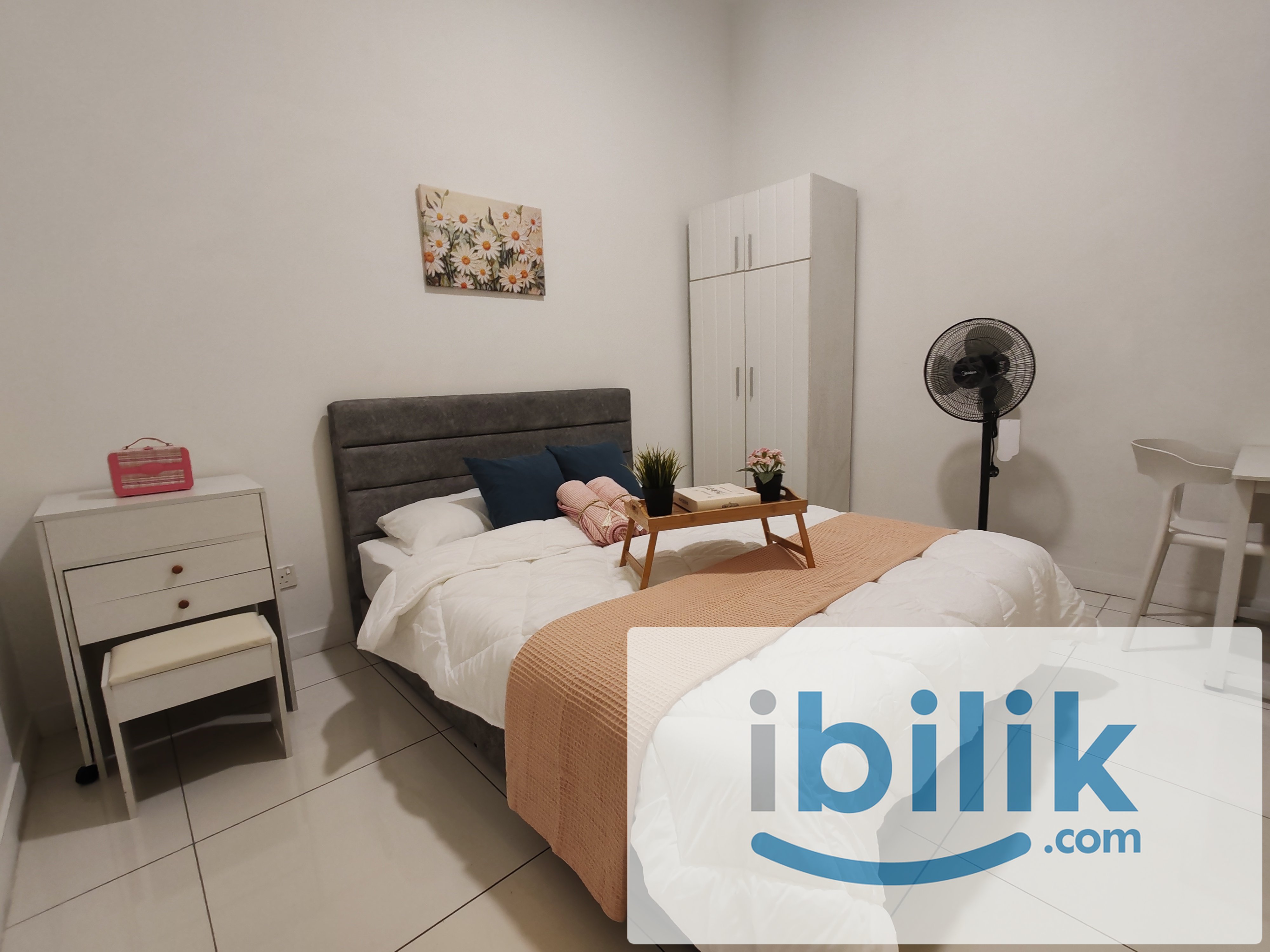 Middle Room at Skypod Residence @ Bandar Puchong Jaya - Fully Furnished, Prime Location - Image 1