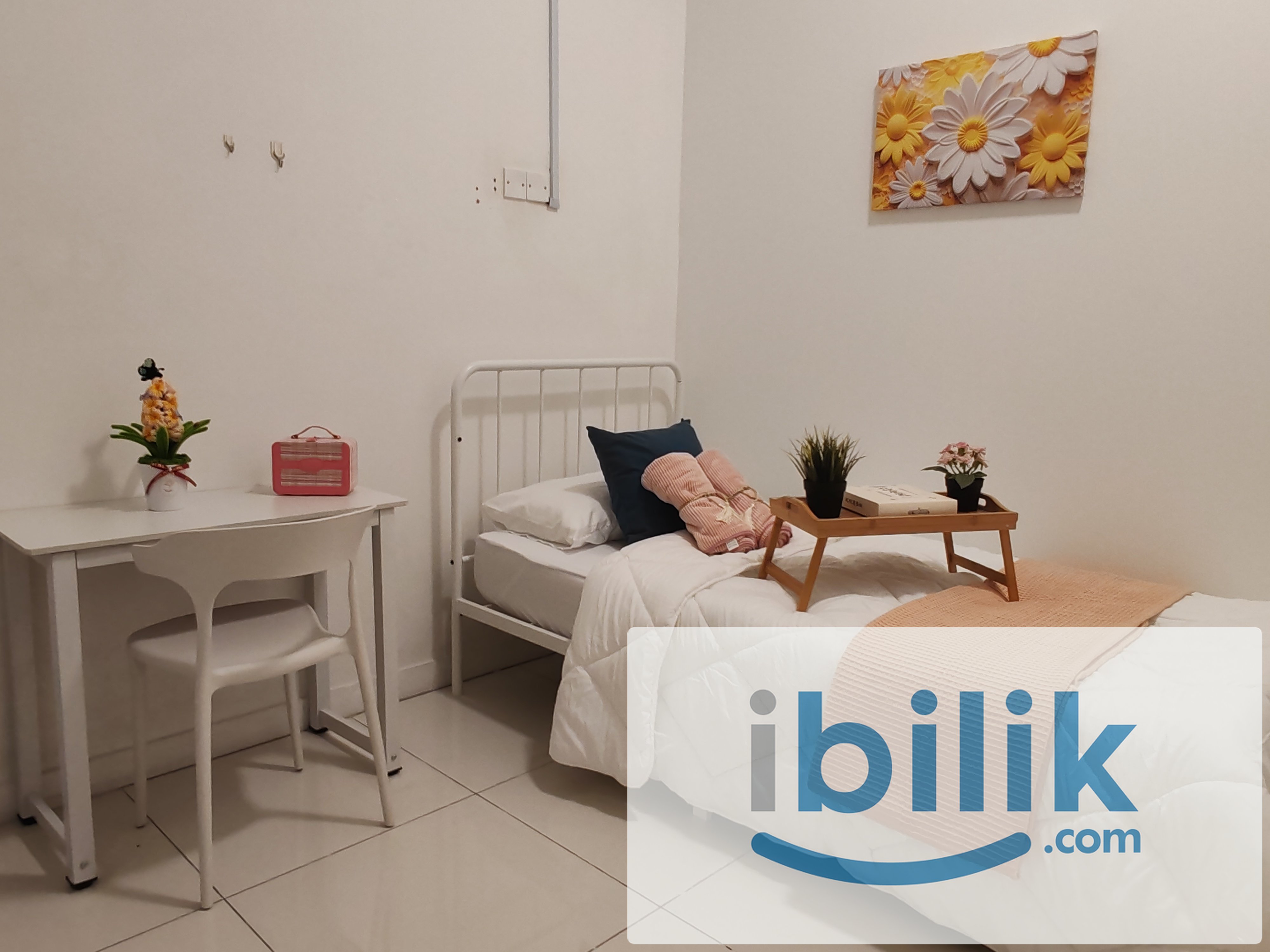 Single Room at Skypod Residence @ Bandar Puchong Jaya - Fully Furnished, Prime Location - Image 1
