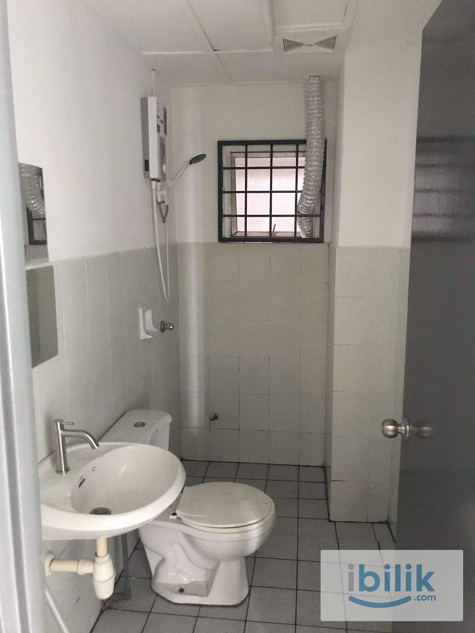 Bukit Jalil Master room for rent (walking distance to Pavilion Bukit Jalil, Aurora Place, Ho Hup Tower, LRT Awan Besar) - Image 7