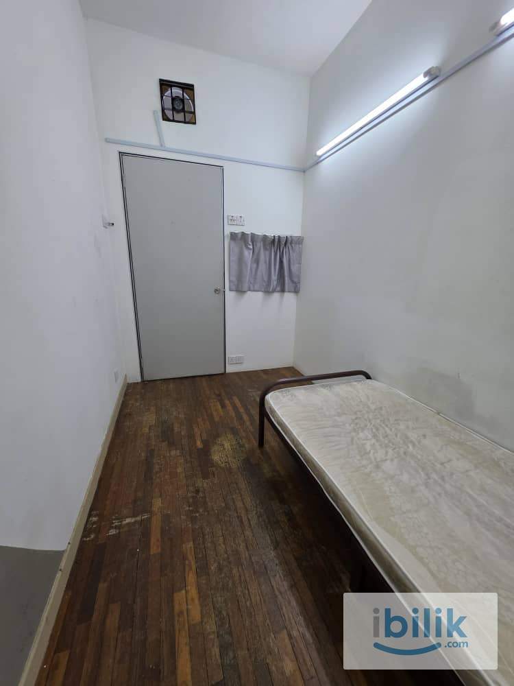 🏡🏡 kemuning utama-shah alam-sek 33-single room-immediately move in - Image 2