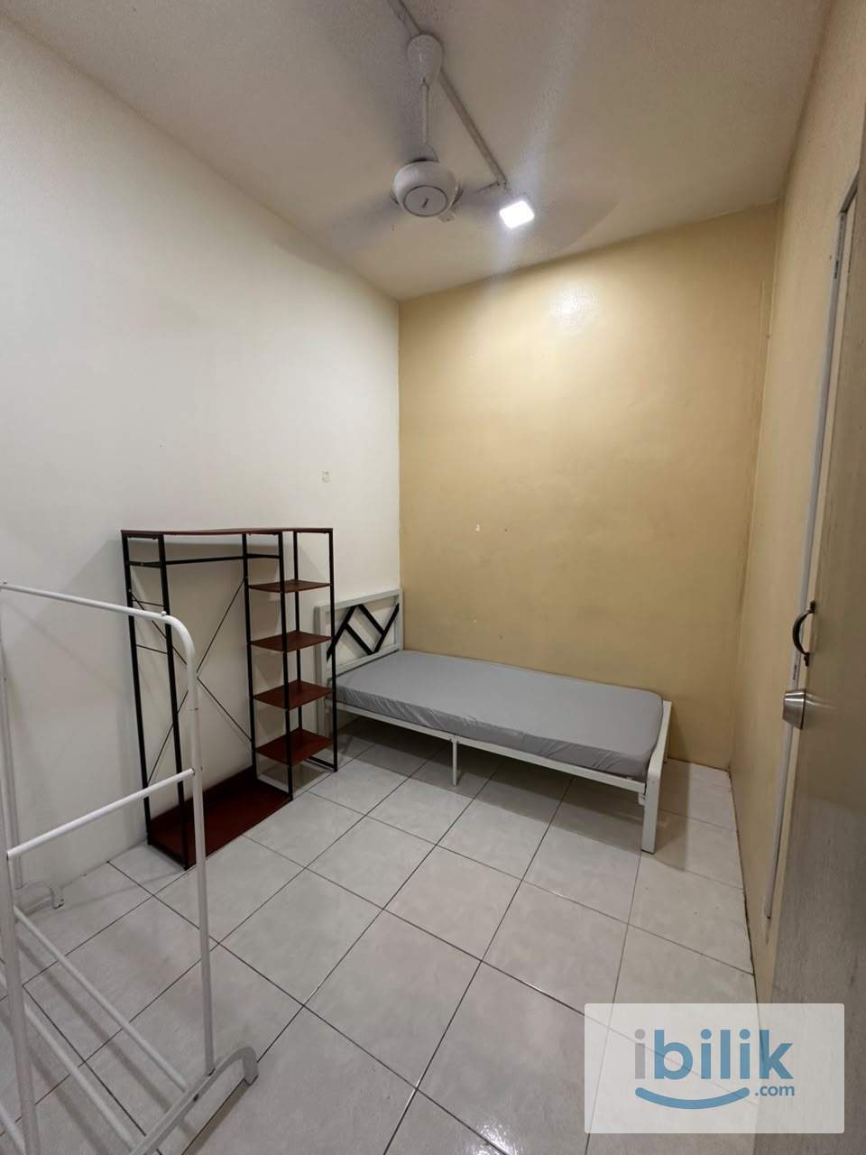 🏡🚪SHAH ALAM SINGLE ROOM-BUKIT RIMAU SEK 32- available now-immediately move in now - Image 1