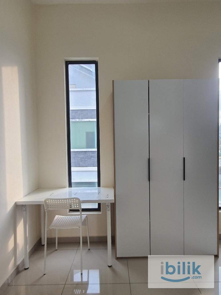 Master Room @ South Home Bayan Lepas - Image 2