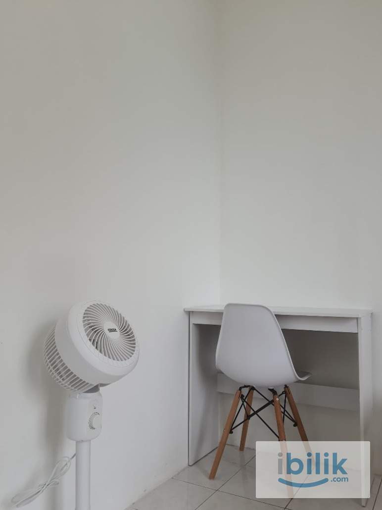 Single Room - Image 2