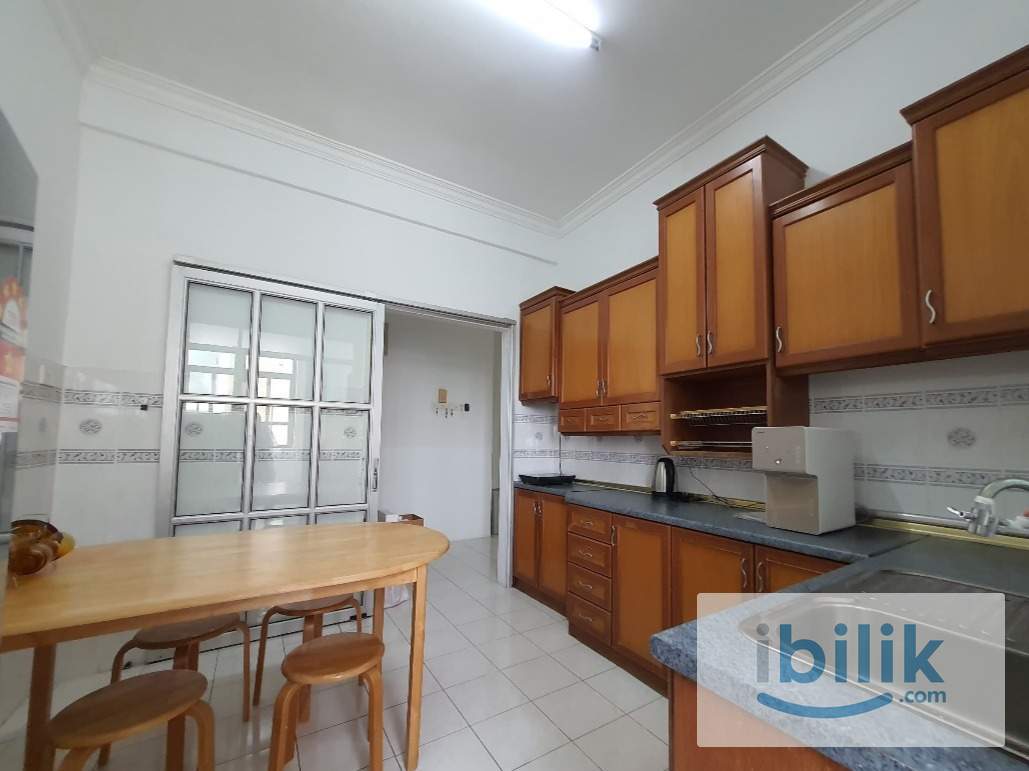 Single Room - Image 4