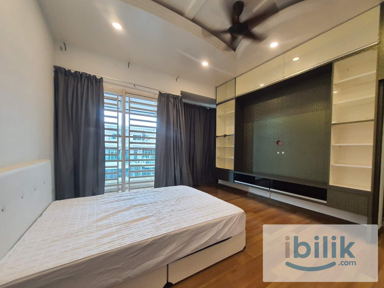 Master Room with Private Balcony and Bath at Bien Venue RM950 Only - Image 2