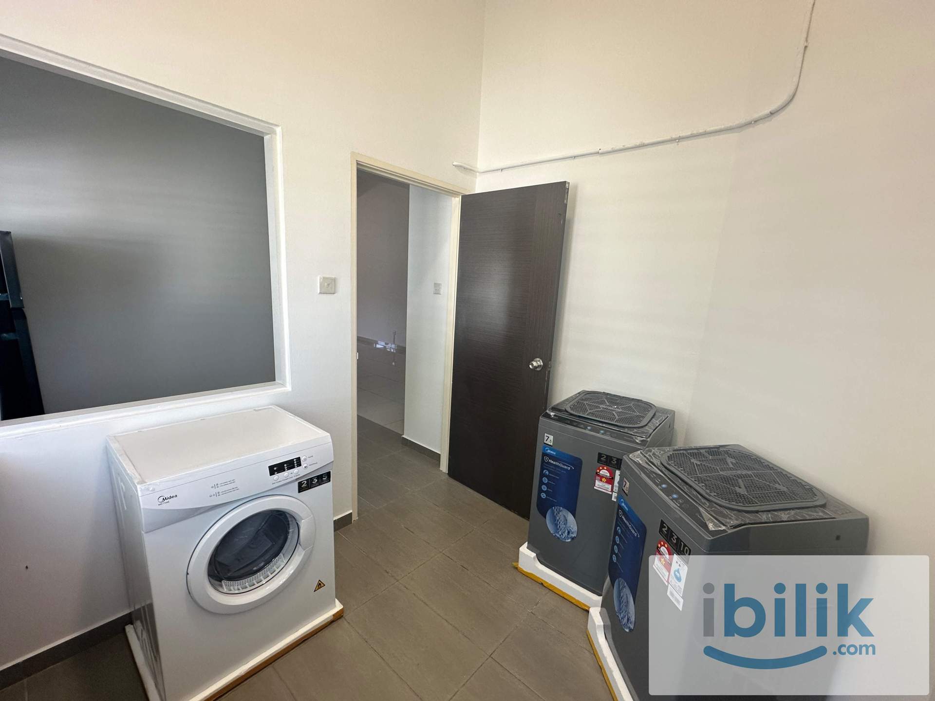 Brand New & Fully Renovated – Medium Room at South Home, Bayan Lepas 🏡 - Image 4