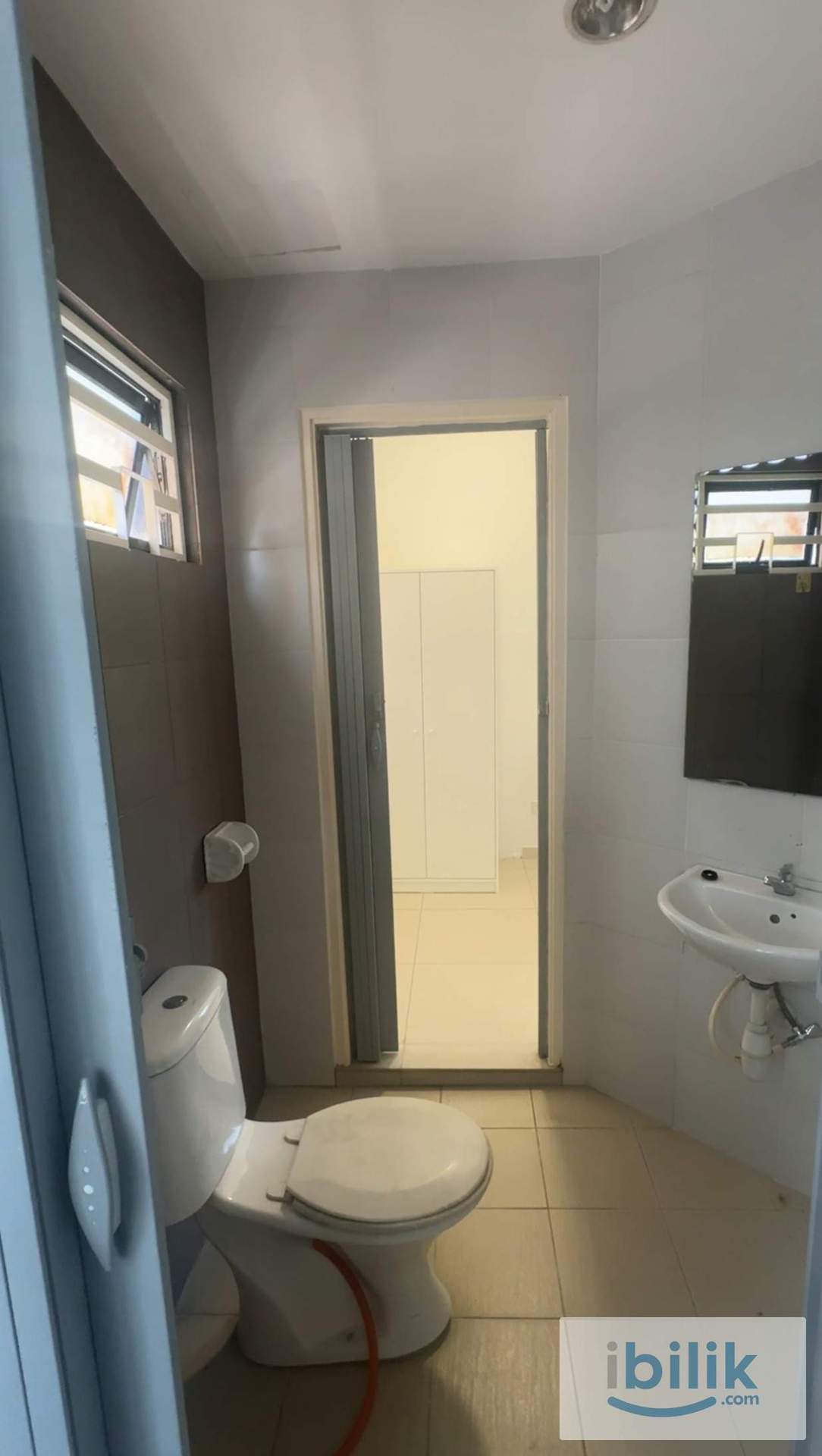 Brand New & Fully Renovated – Medium Room at South Home, Bayan Lepas 🏡 - Image 3