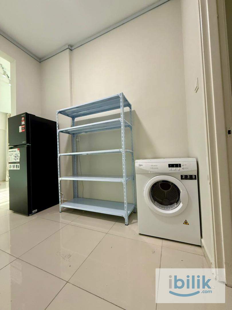 Medium Room at Fiera Vista Bayan Lepas │ Near Queensbay Mall │ Brand New Renovated - Image 4