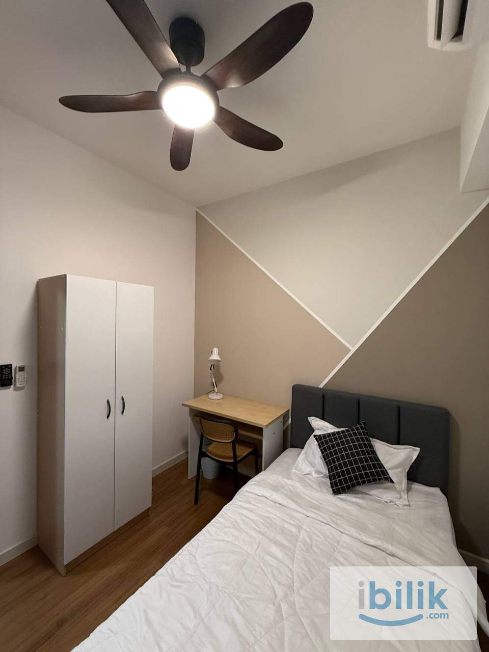 Male Single Room Tower E - Image 6