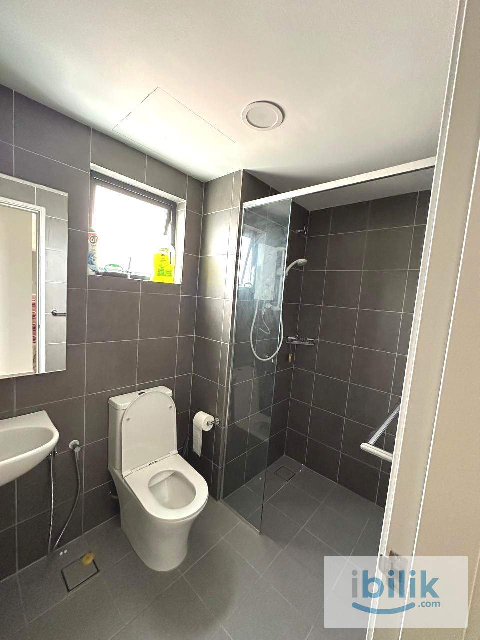 Klang Single Room (Female only)  - Image 3