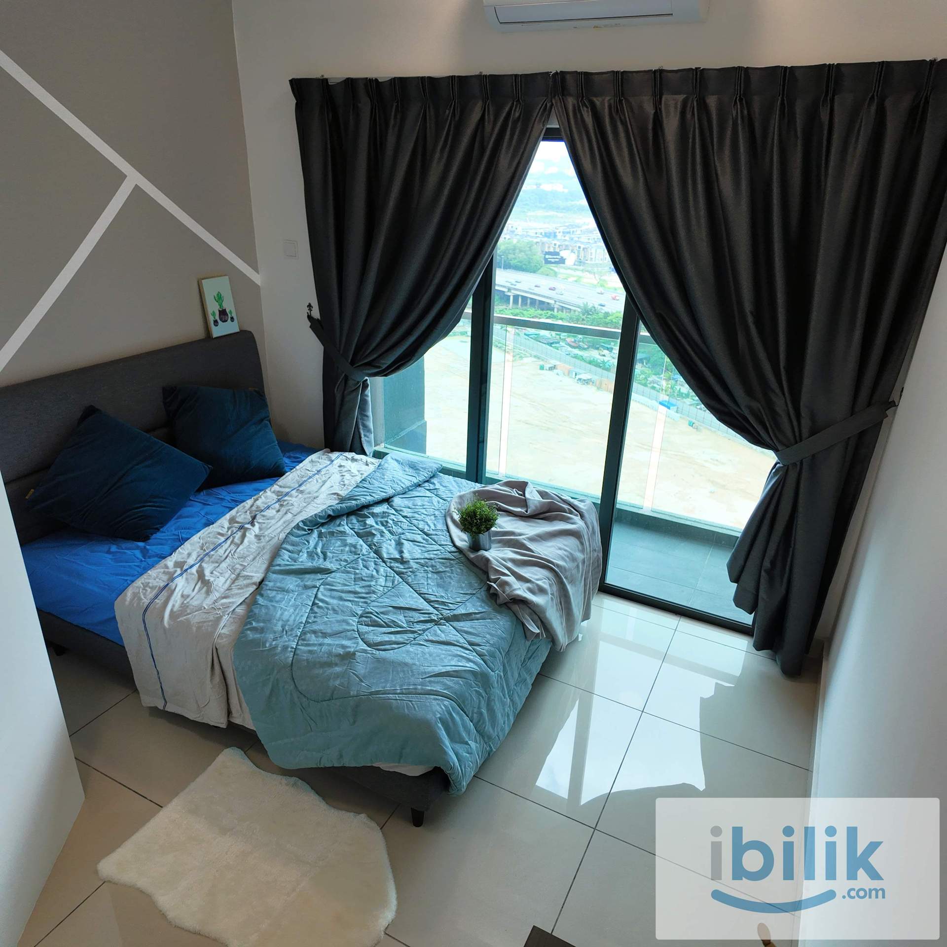 Room at D'seven, Bandar Sunway - Image 3