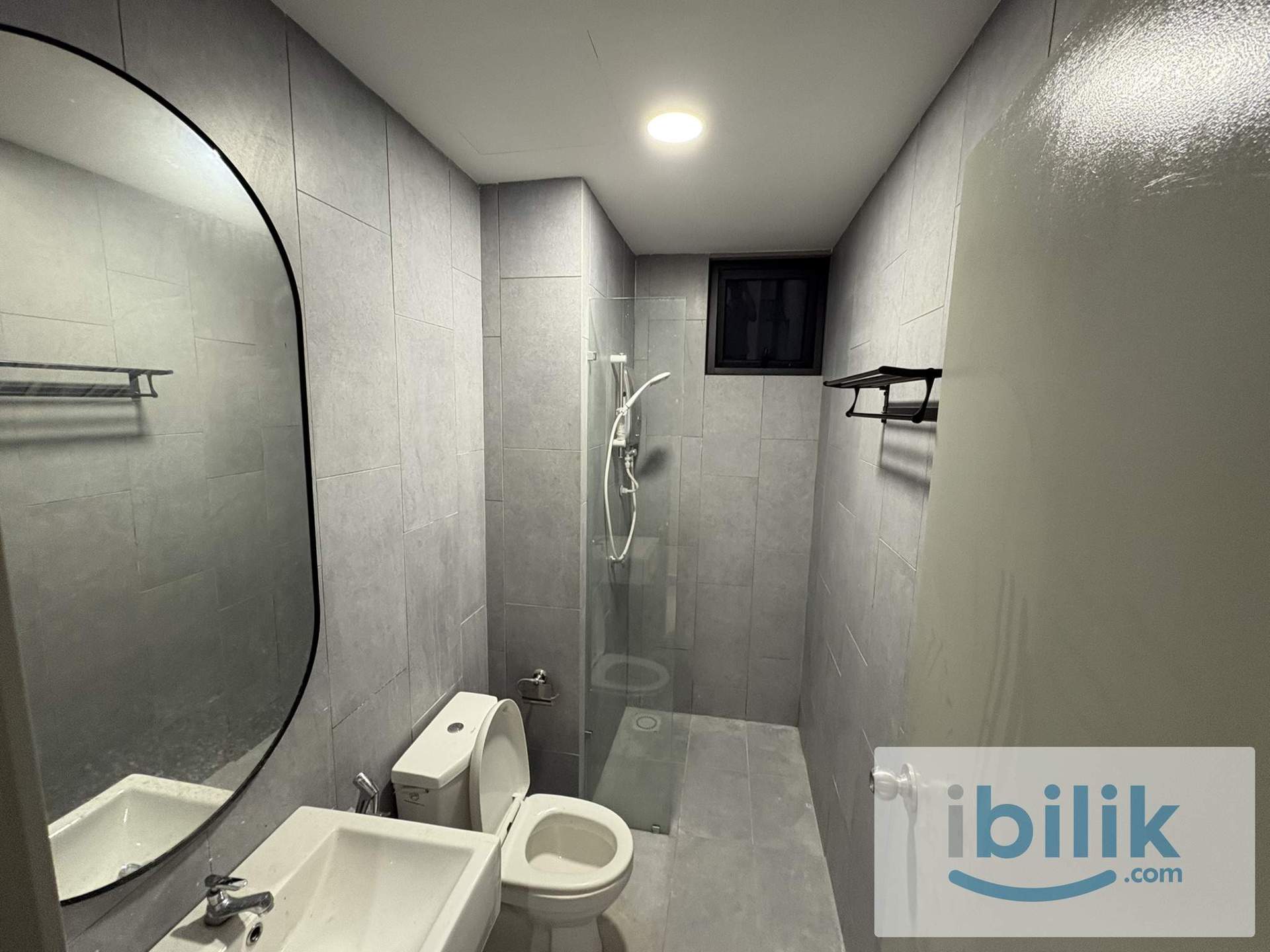 [Direct Owner] Middle Room 🏠🛌 M Vertica KL - 500m Covered Walkway to LRT MRT Maluri = Near to TRX, Bukit Bintang, KL Sen - Image 4
