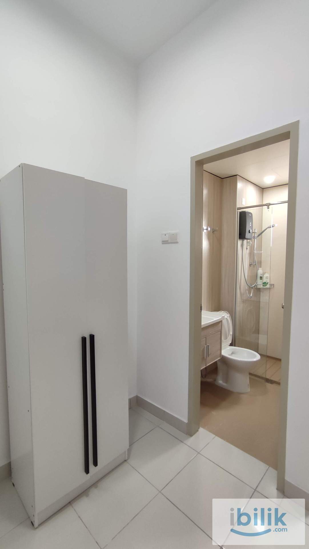 🚗 Muji Room in Nilai – Near KLIA & Shopping Malls! - Image 6