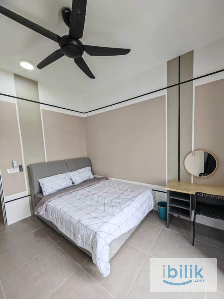 Middle Room  - Image 1