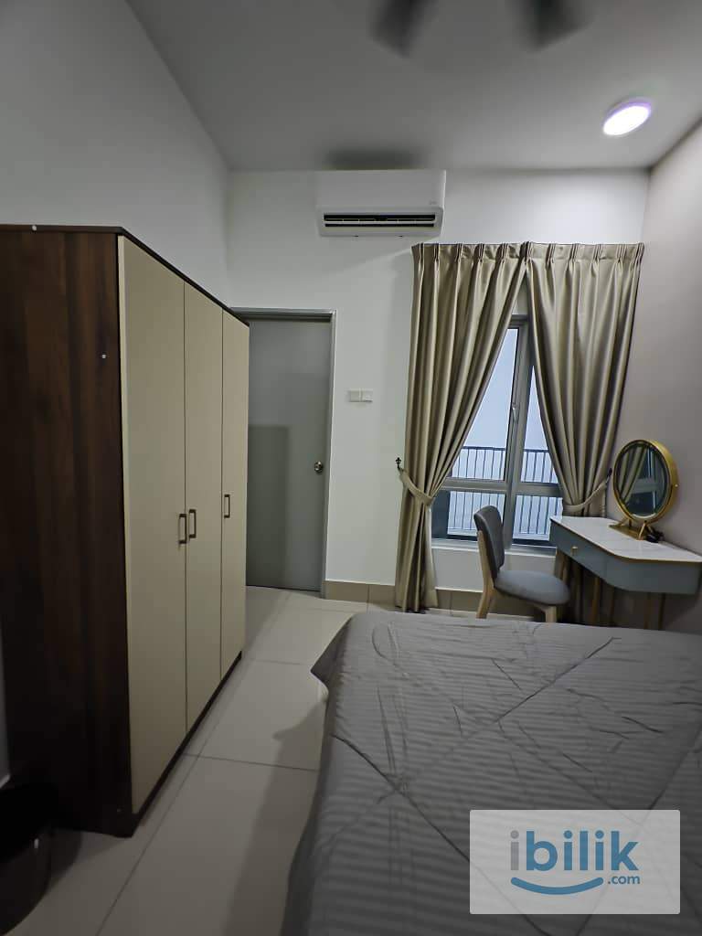 MASTER ROOM AT RAZAK CITY - Image 9