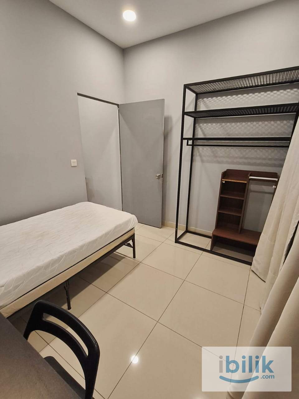 The Olive Fully Furnished Room nearby Xiamen Uni, KLIA, Salak Tinggi - Image 1