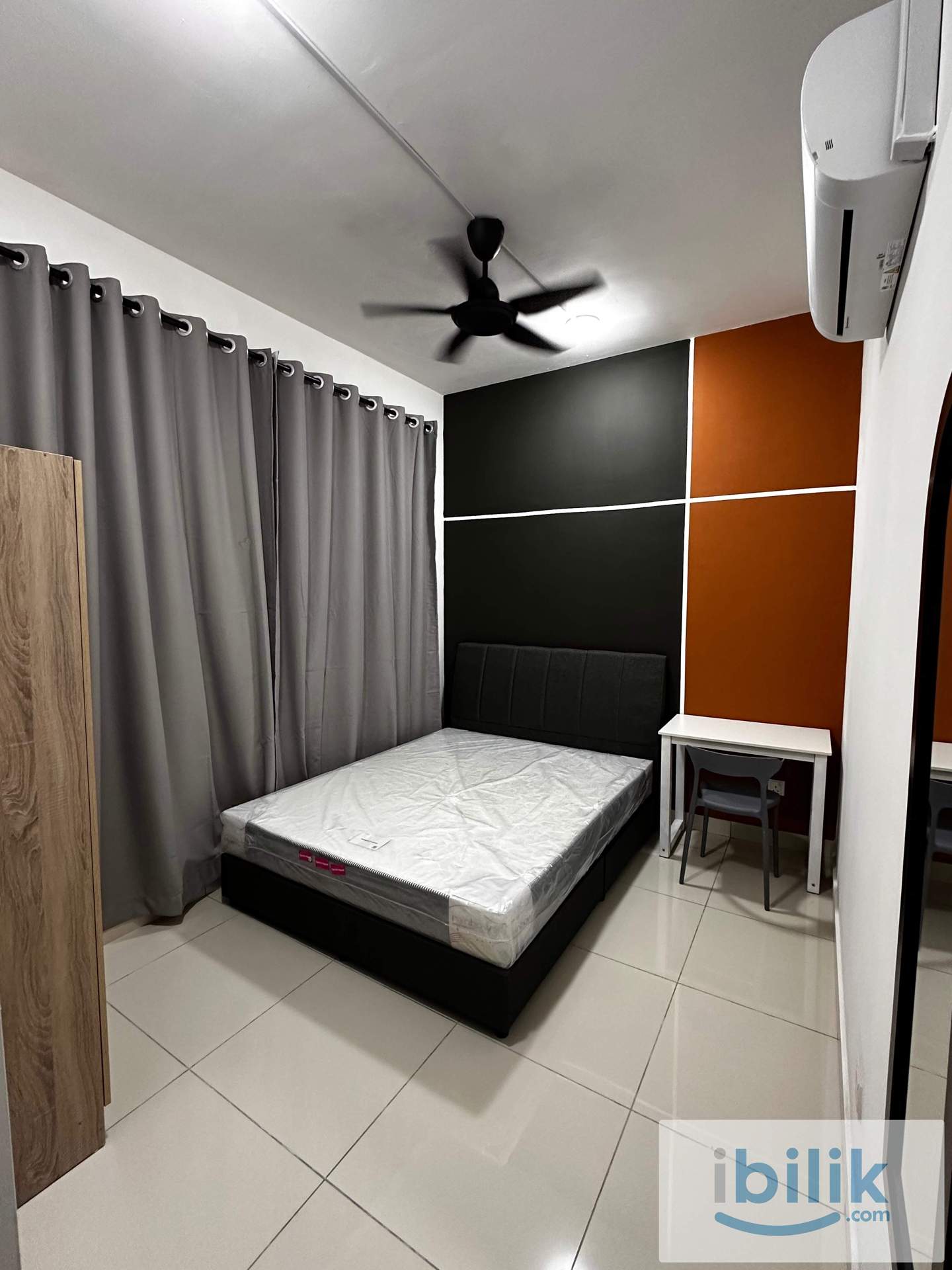 Middle room for rent - Image 1
