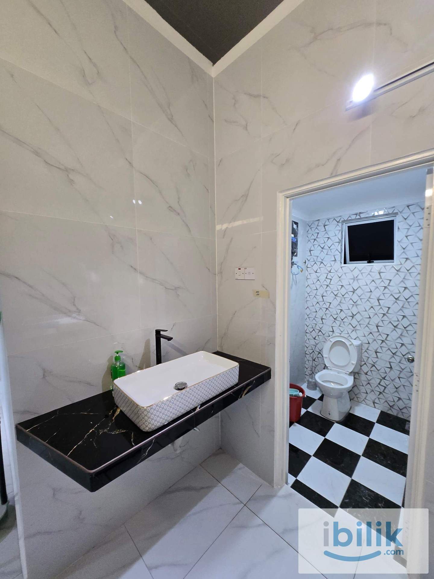 Middle room - Image 3