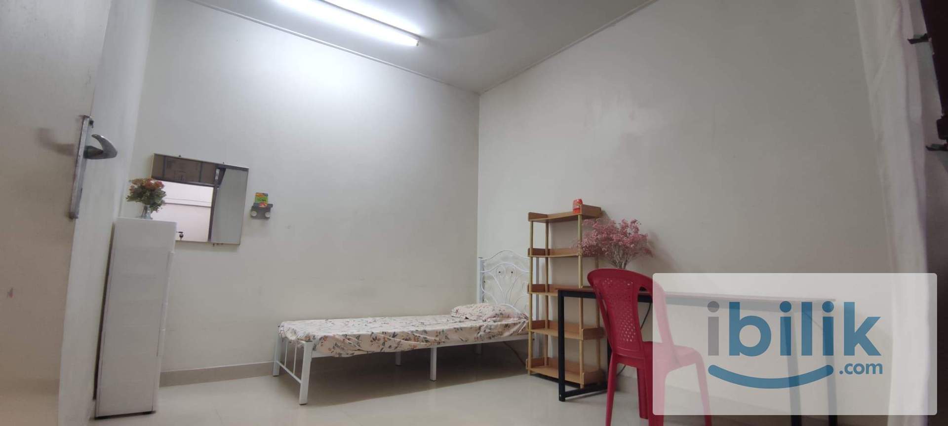 Female room seapark taman paramount rent - Image 1