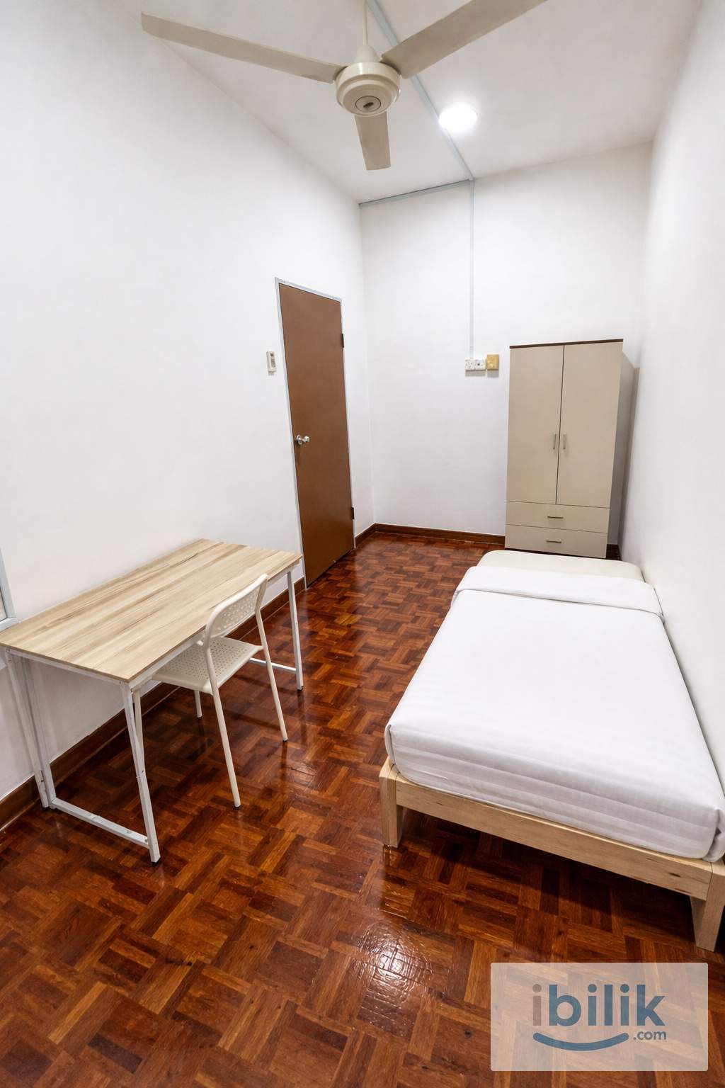 🚅 LAST room no AC @ only 10m walk to MRT 1Utama PJ, Damansara, Uptown, SS2, Tropicana, Sunway 🆓⚡🧹​ - Image 6