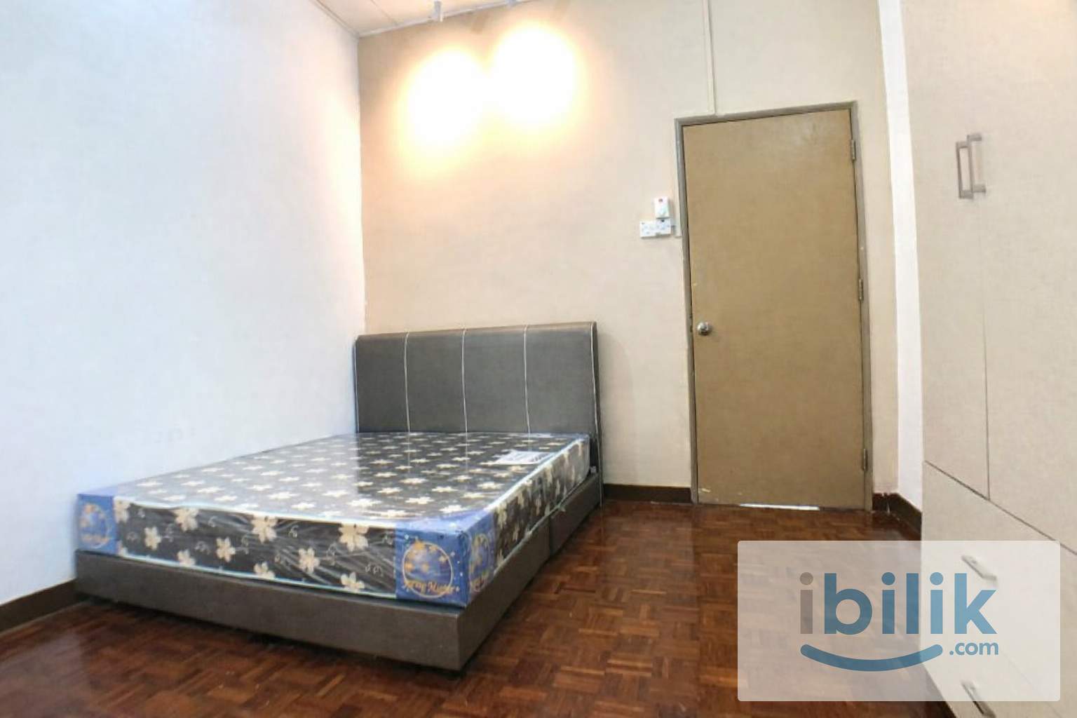 	 🚅 RARE Shorterm AC Muji Master w attached bath @ only 10m walk to MRT 1Utama PJ, Damansara, Uptown, SS2, Tropicana 🆓⚡🧹 - Image 10