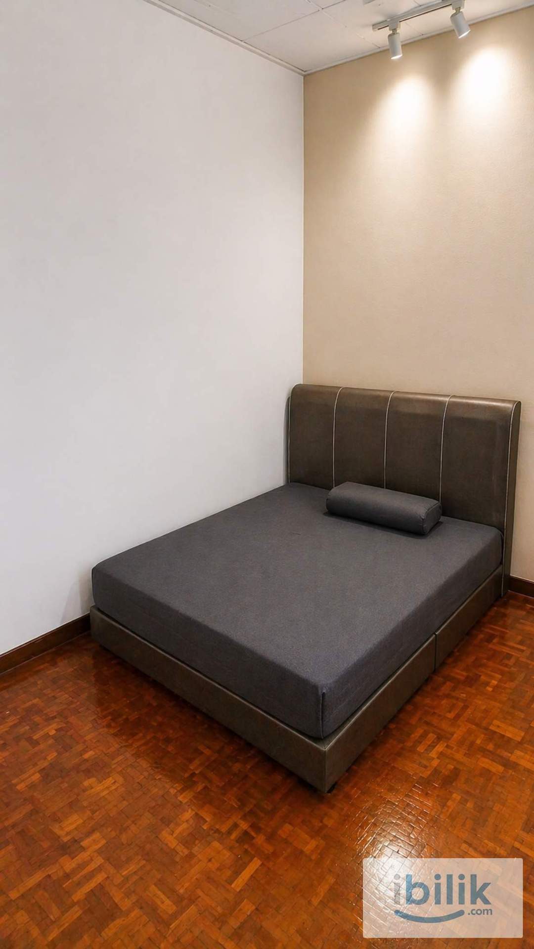 🚅 RARE Shorterm AC Muji Master w attached bath @ only 10m walk to MRT 1Utama PJ, Damansara, Uptown, SS2, Tropicana 🆓⚡🧹 - Image 8