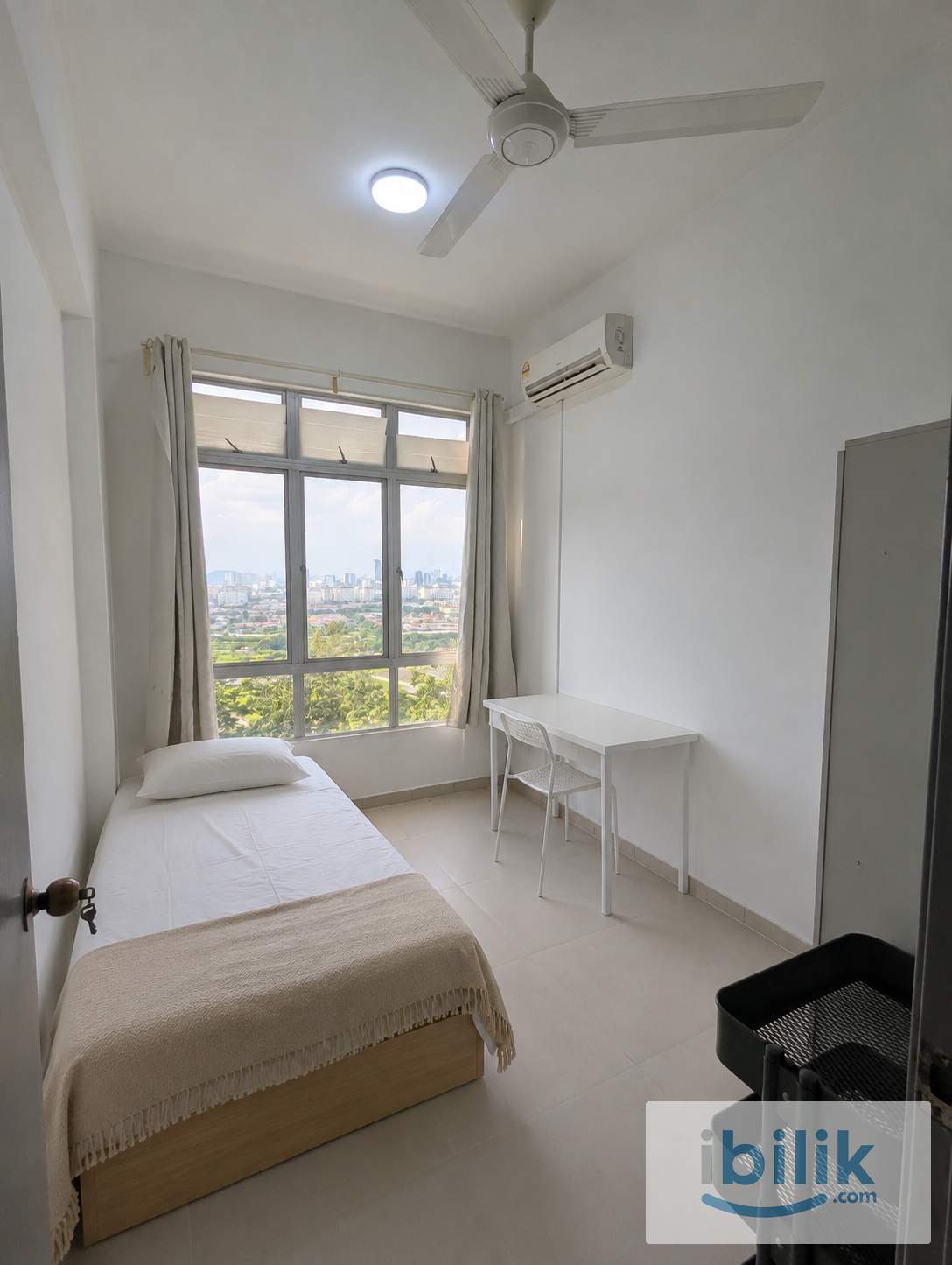 🚗 RARE Shorterm AC Muji home w parking @ 5m drive to LRT Puchong Jaya 🆓⚡🧹 - Image 4