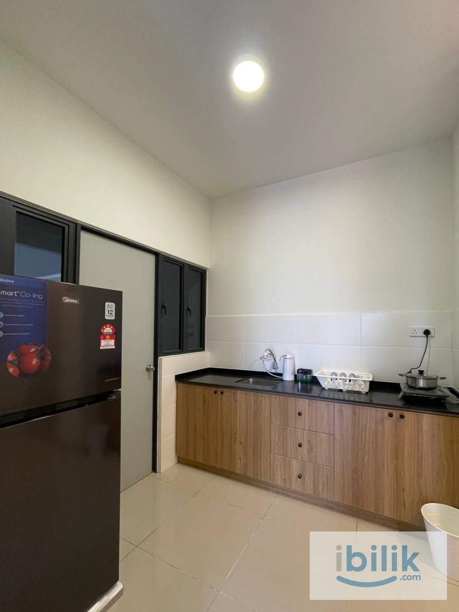 Middle room at Platinum Arena (Free rental promotion) - Image 3