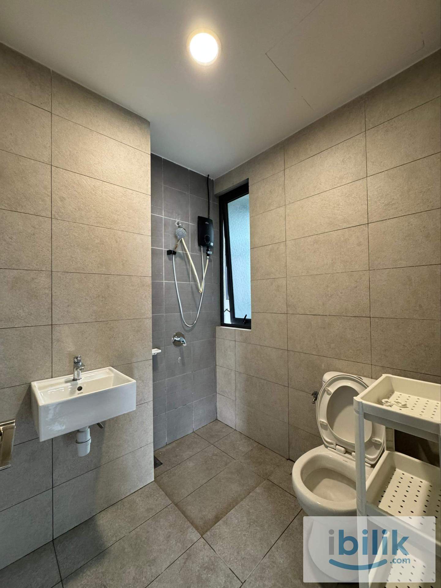 Single room at Aera Residence (Free rental promotion) - Image 4