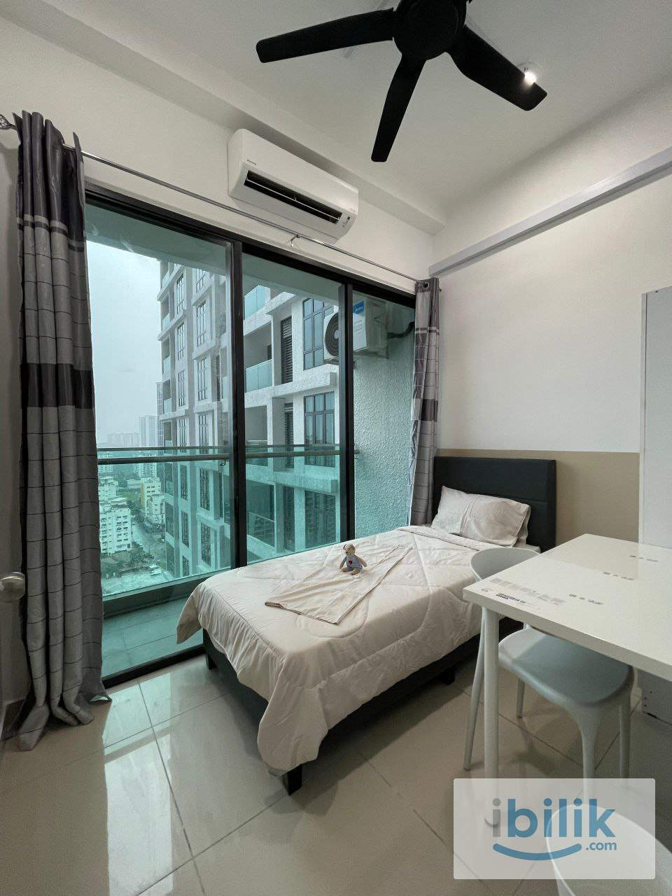 Single Balcony Room at Verando Residence (Free rental promotion) - Image 1