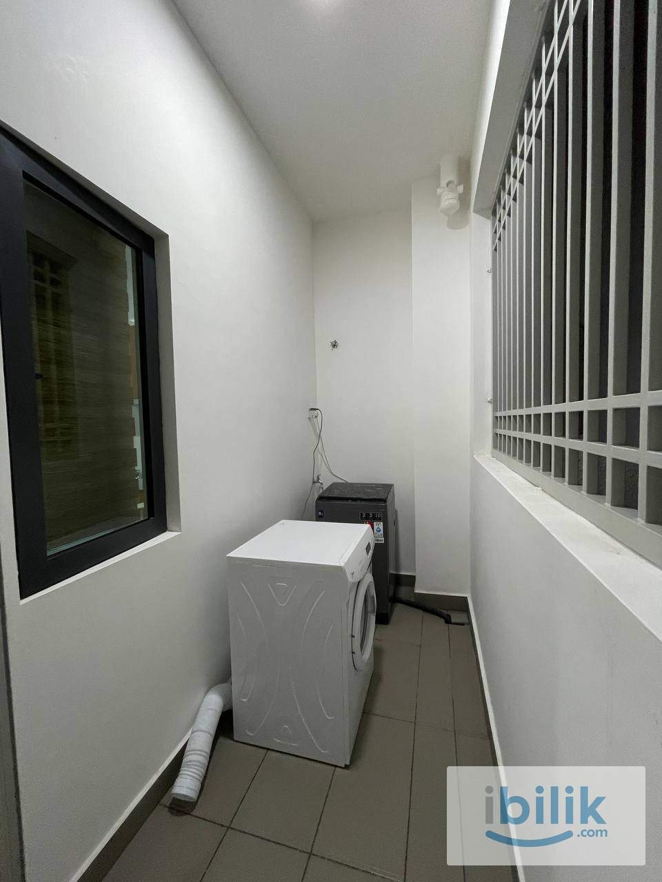 Master room at Verando Residence (Free rental promotion) - Image 2
