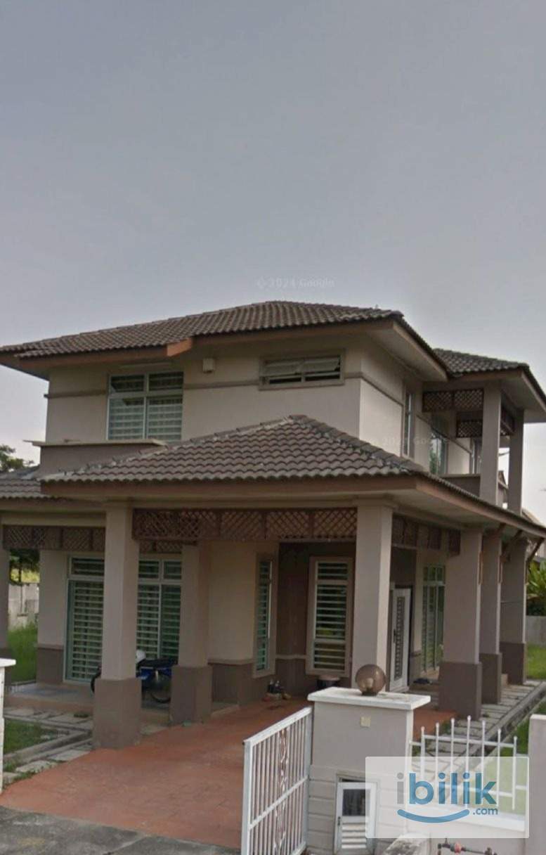 1 room to rent in Batu Kawan Dedaun Bungalow Village.RM700 Master Room - Image 2