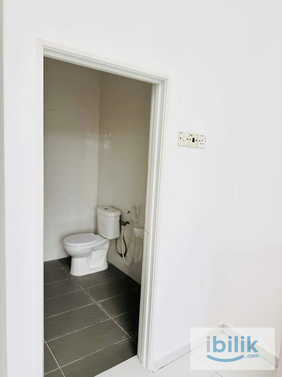 Master Room to rent in Permatang Pauh. Female Unit  - Image 6