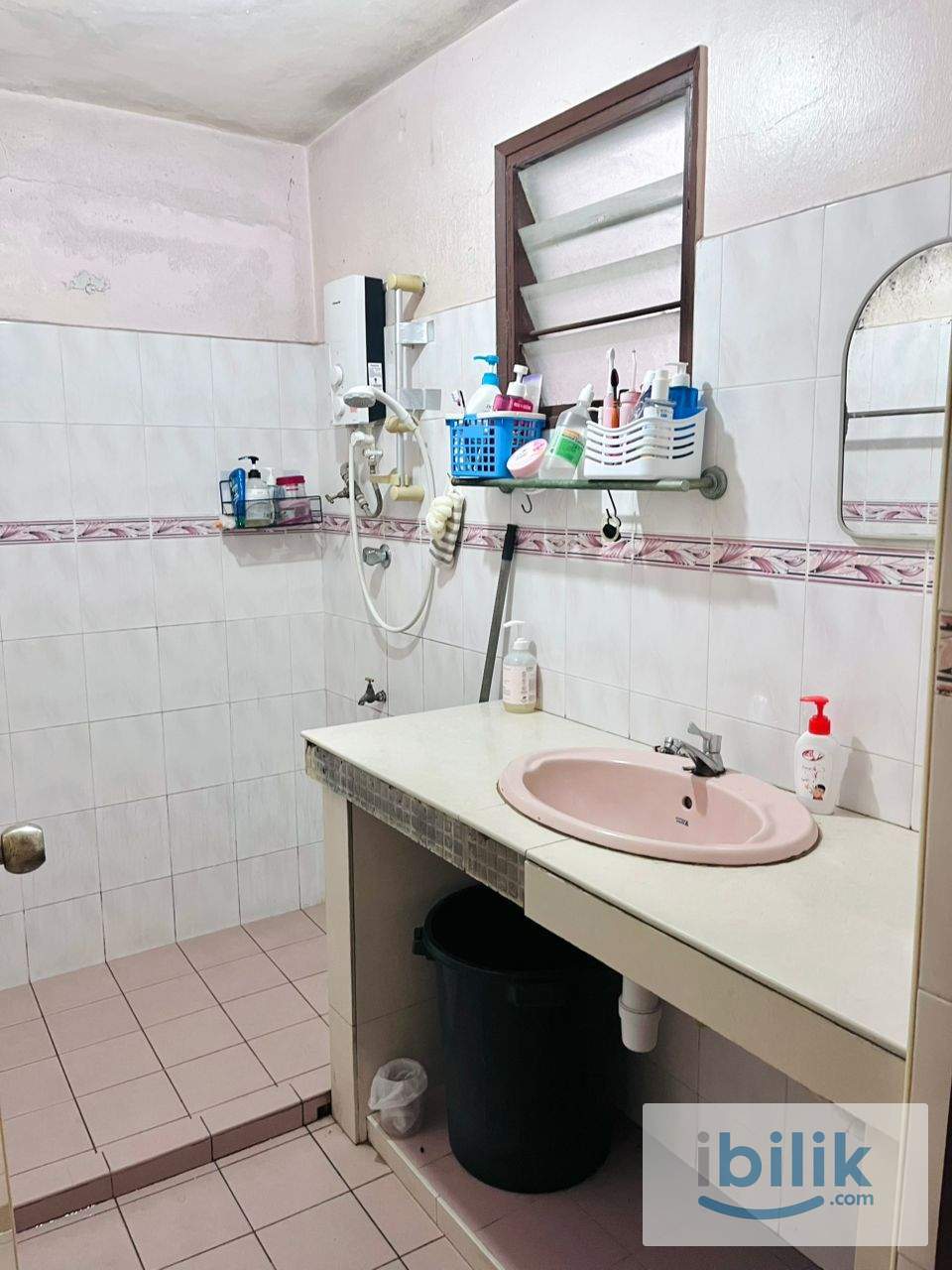 SINGLE ROOM - 1 MINUTE to LRT TAMAN PARAMOUNT - Image 5