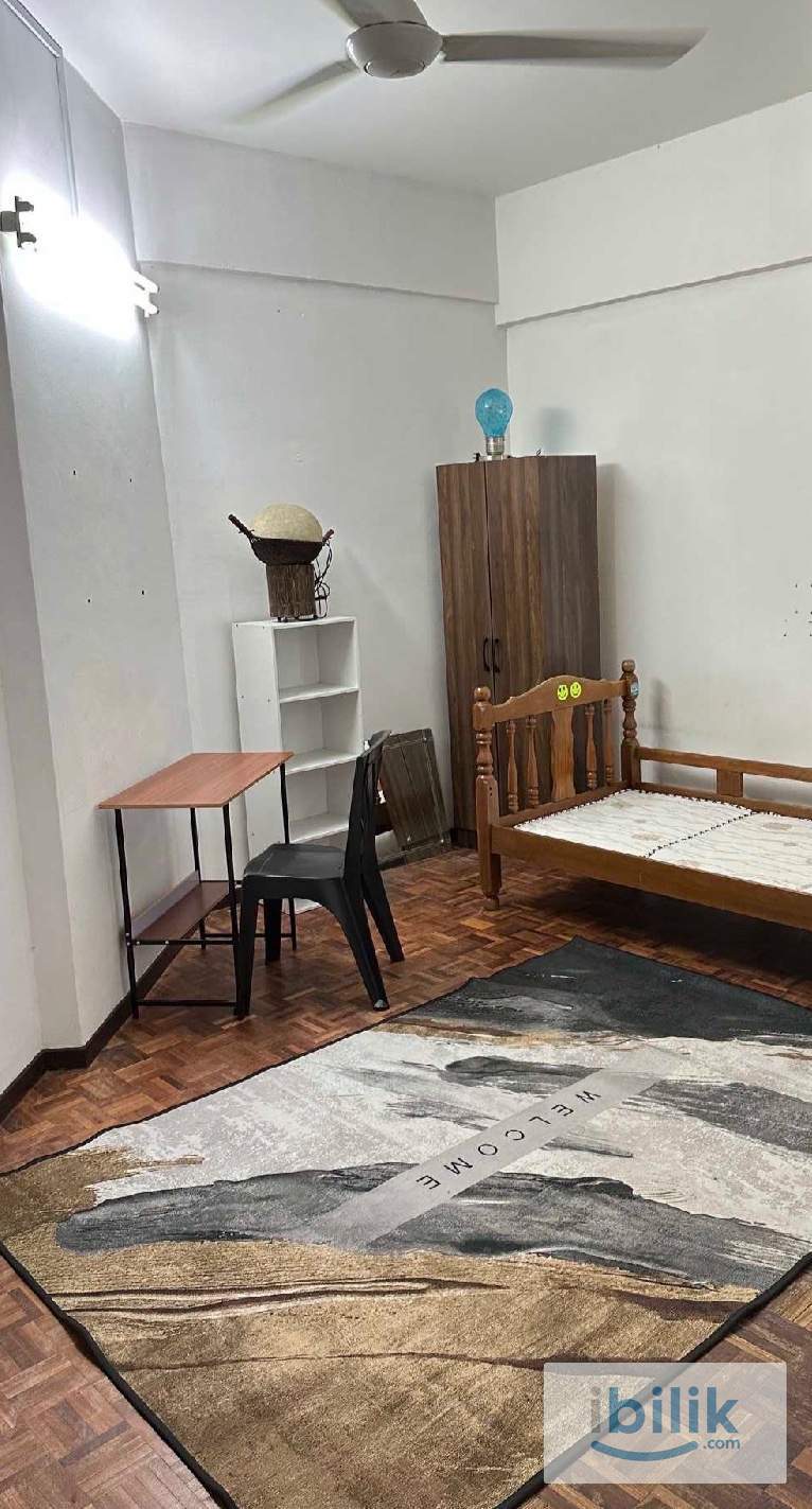 Leader garden tanjung bungah Small room for rent! - Image 1