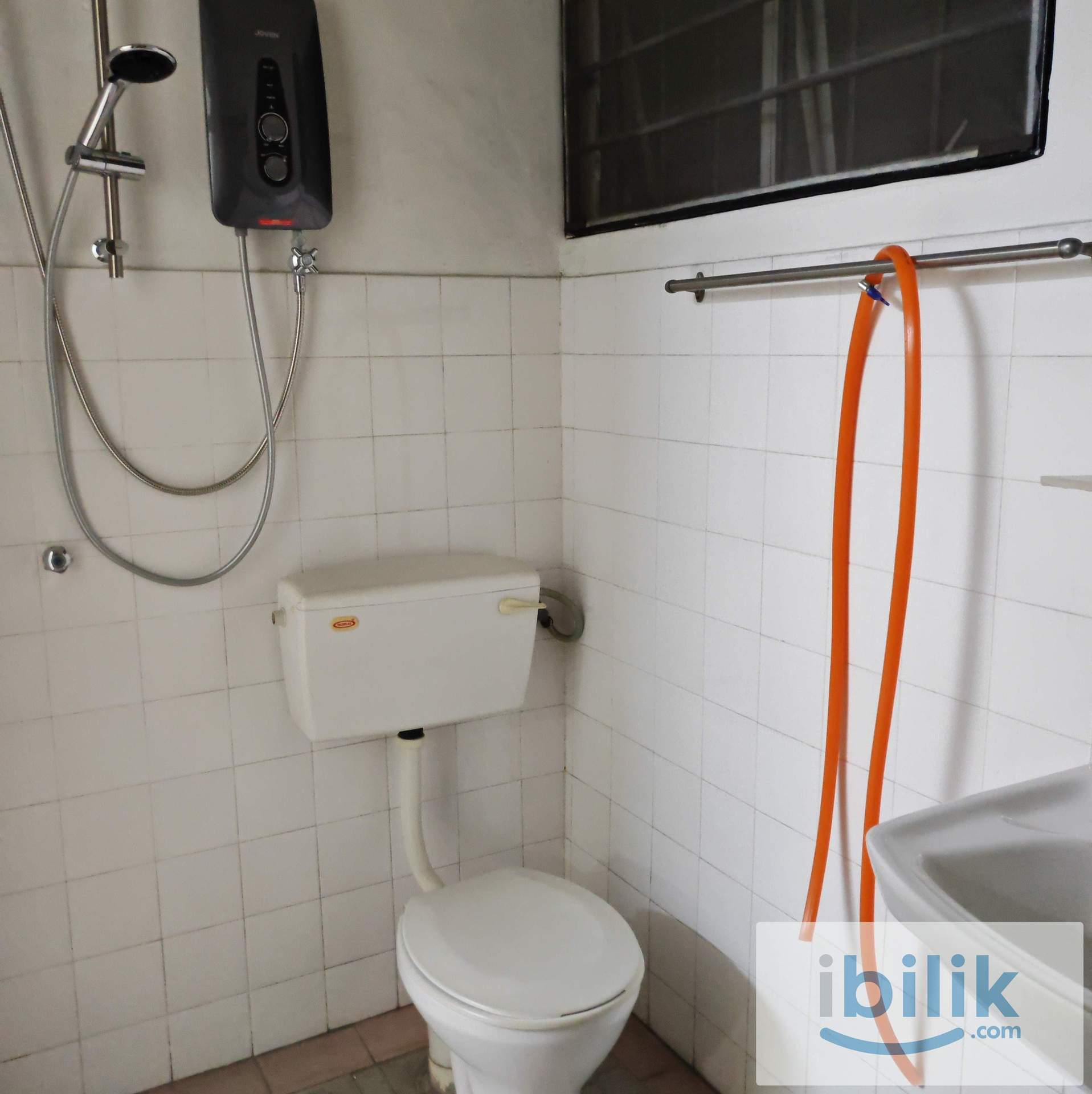 Middle room & small room - Image 1