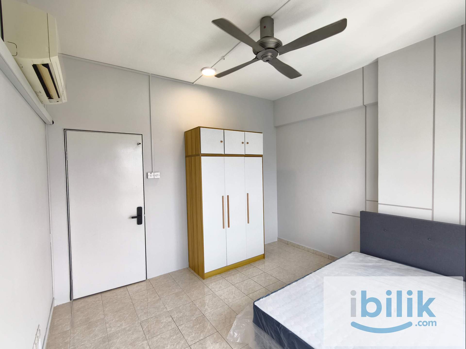🏠Queen Room at Millennium Square Residence, PJ Section 14🏠-Free WiFi 🌐🚄Walking to LRT🚄LAST ROOM LEFT - Image 3