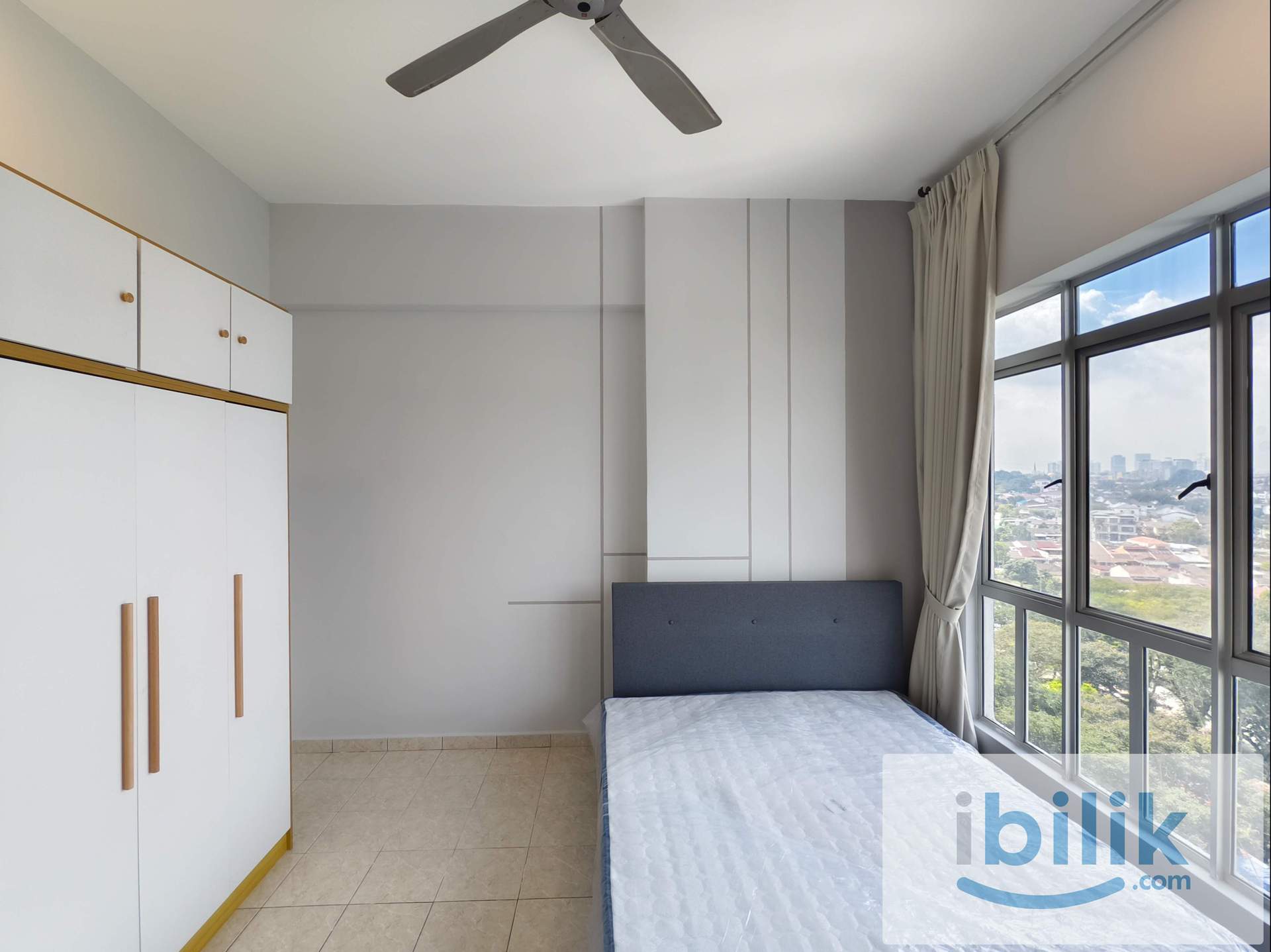 🏠Queen Room at Millennium Square Residence, PJ Section 14🏠-Free WiFi 🌐🚄Walking to LRT🚄LAST ROOM LEFT - Image 5