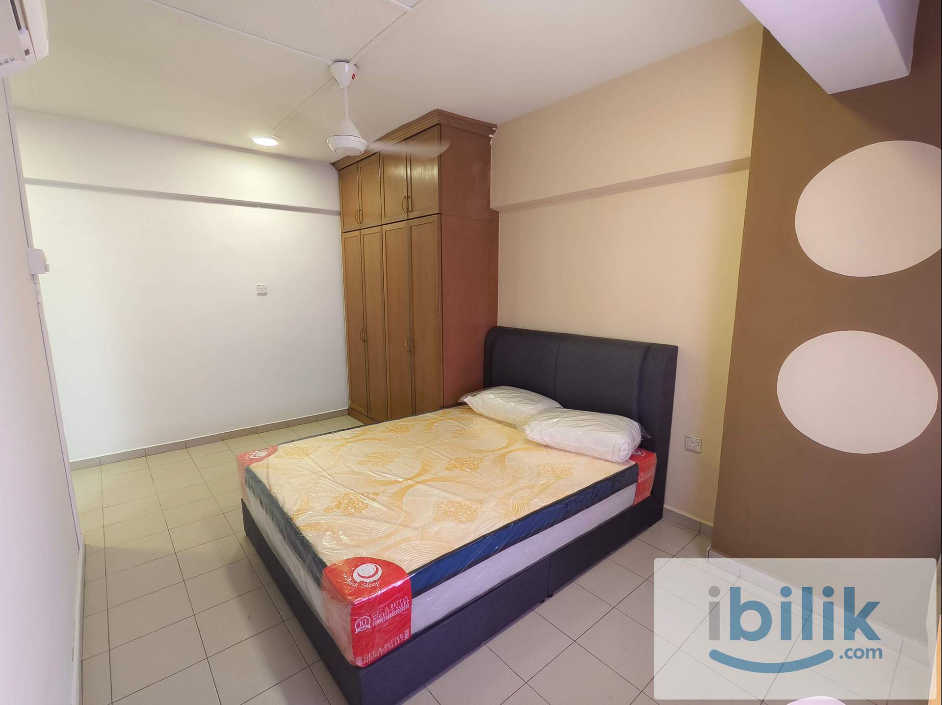 🏠Master Bedroom at Shang Villa-Kelana Jaya🏠-Free WiFi 🌐🚄Walking to LRT 1 & 3🚄Speacial offer - Image 5