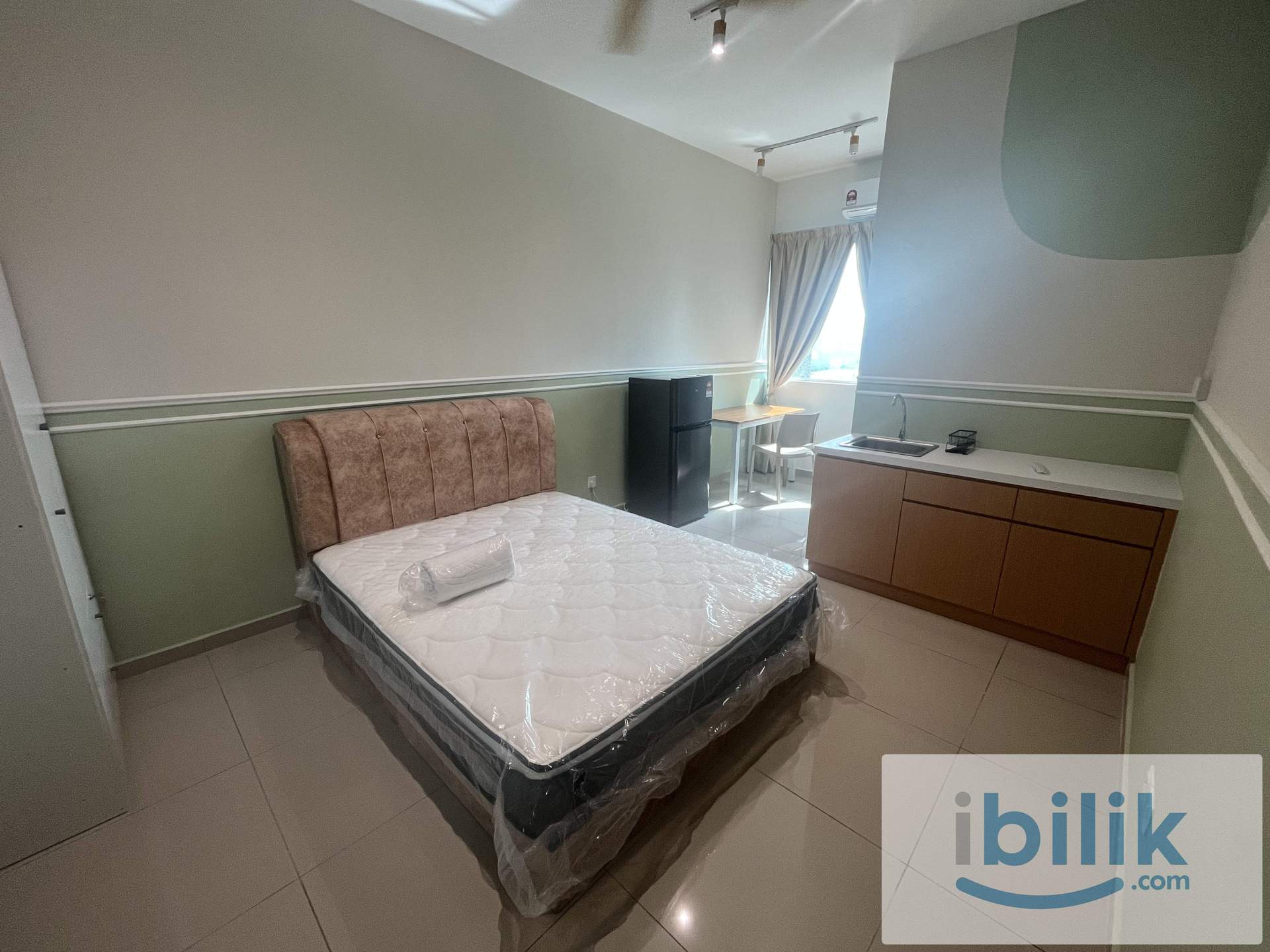 🏠Studio at Nikka Residence, Bandar Sri Permaisuri🏠-Free WiFi 🌐🚄Walking to LRT🚄 - Image 1