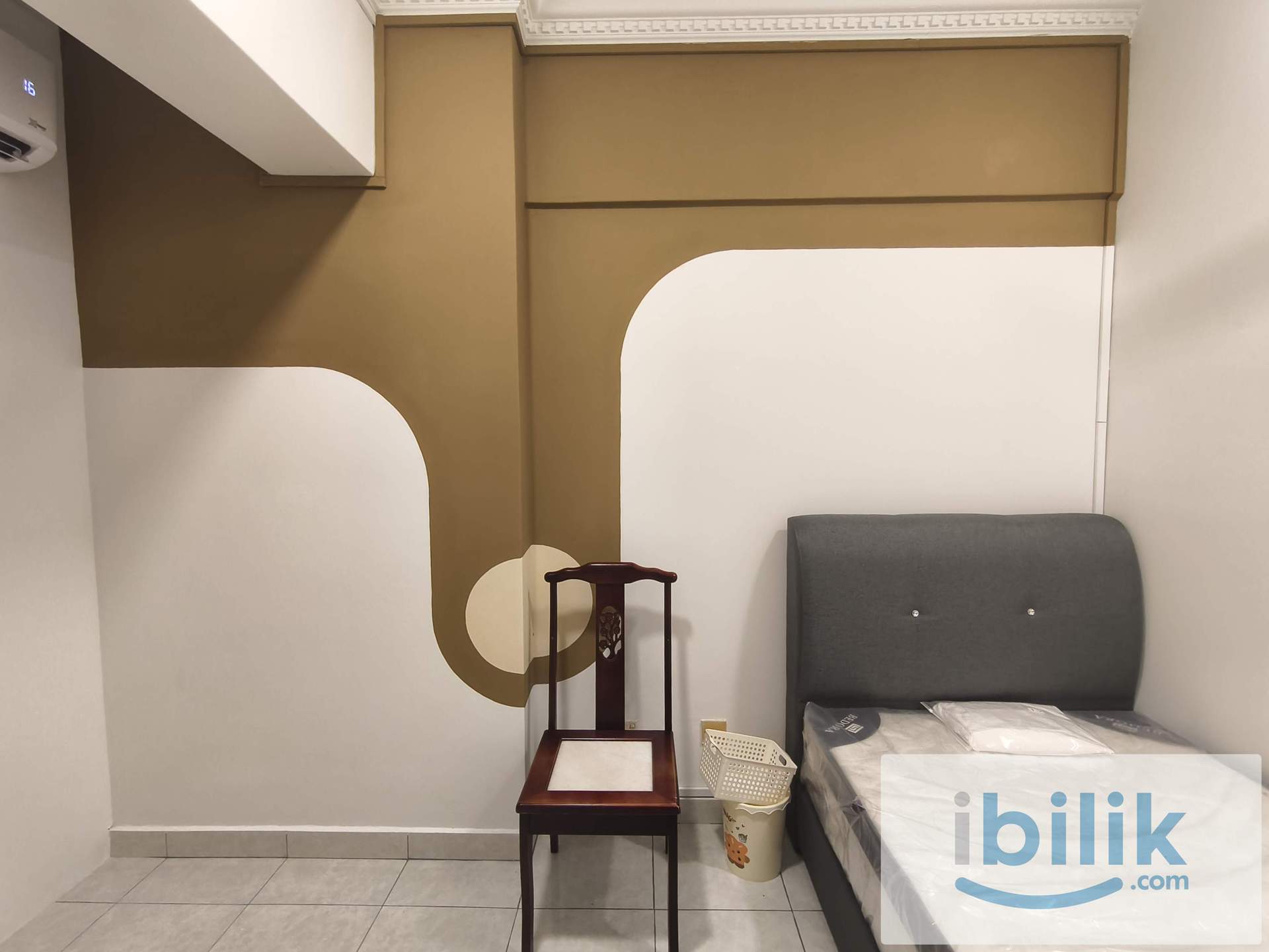 🏠 Queen Bedroom Full Furnish at Awana Puri 🚶‍♂️ Walk to LRT🚆 | 📶 Free WiFi & 💧 Water & ⚡ Common Area Electric - Image 10