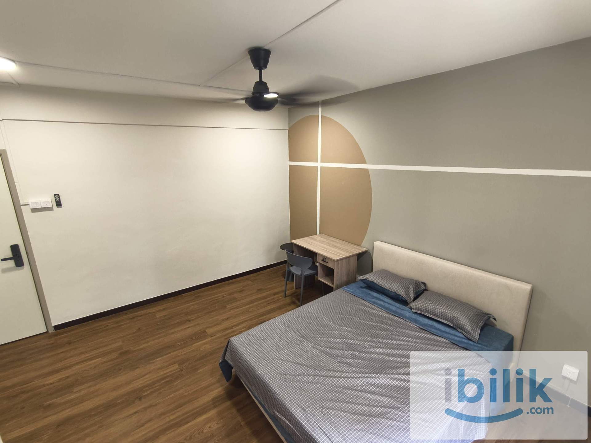 🏠 Master Bedroom Full Furnish at Puncak Nusa Kelana 🚶‍♂️ Walk to LRT 🚆 | 📶 Free WiFi & 💧 Water & ⚡ Common Area Electric - Image 4